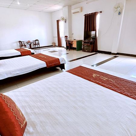 Truc Hoang Ha Hotel Tỉnh Kontum Exterior photo